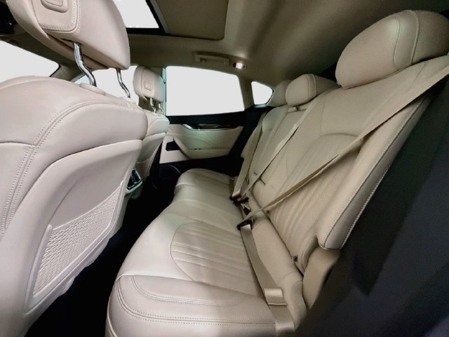 Used 2022 Maserati Levante GT AWD/4WD image 24