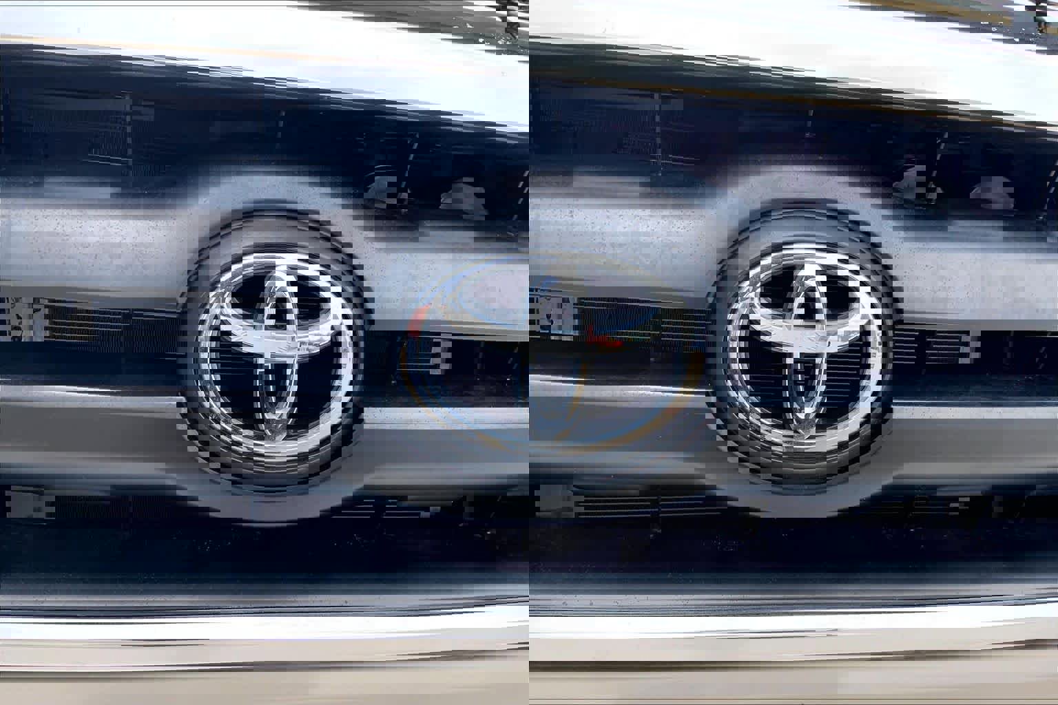 Used 2005 Toyota Tacoma PreRunner image 9