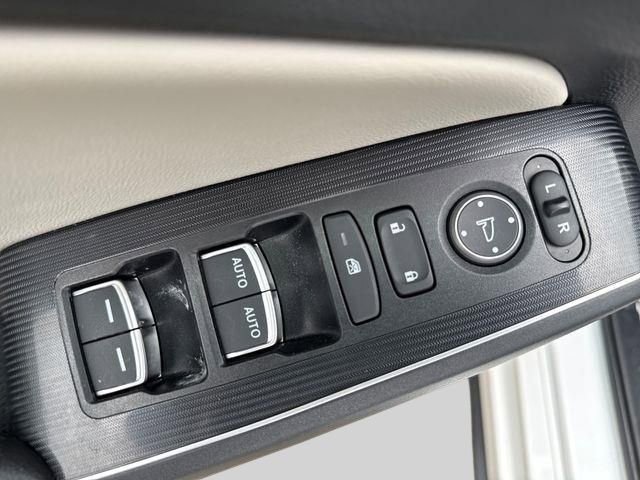 Used 2023 Honda Civic Sport Touring image 5