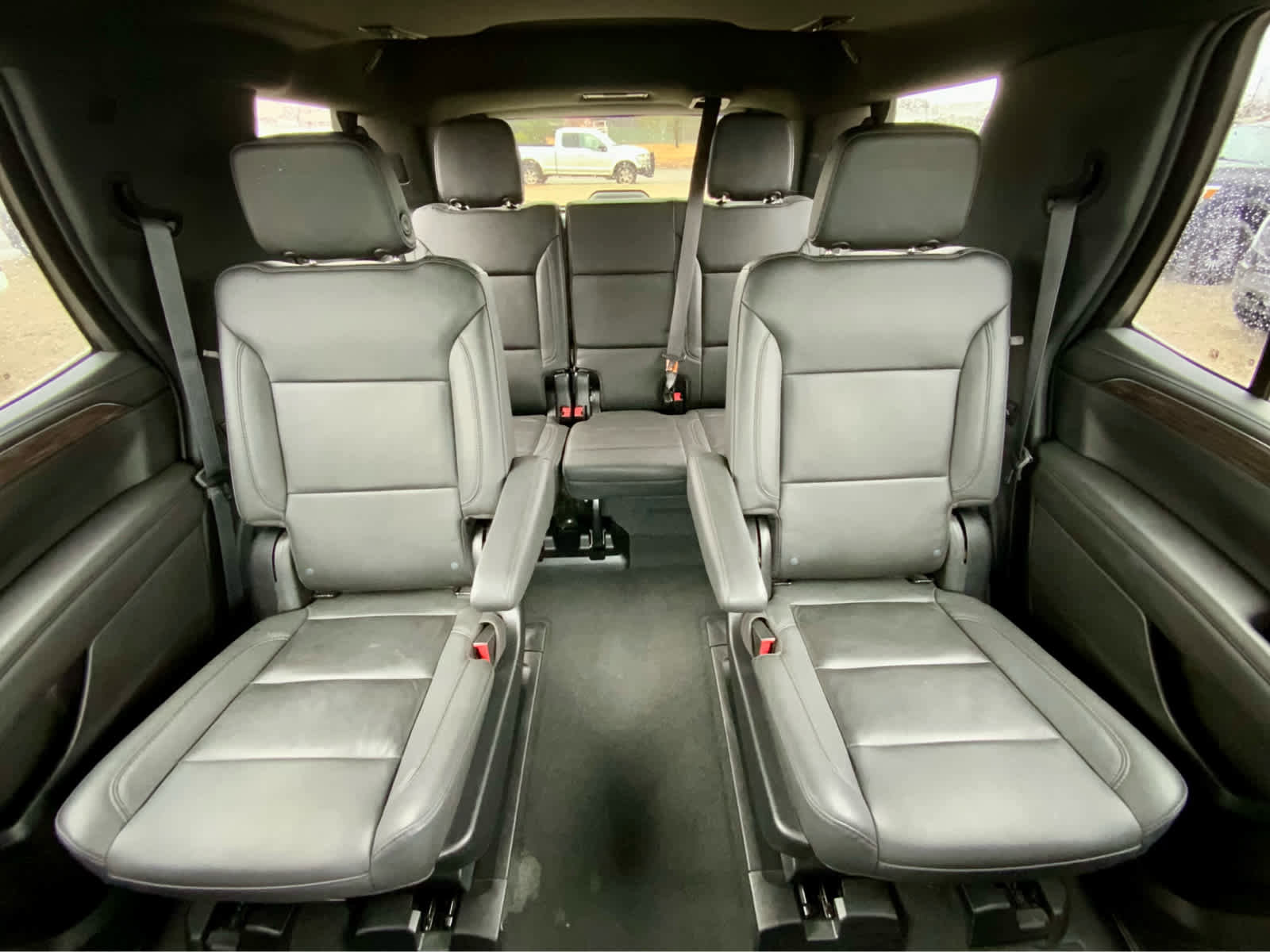 Used 2022 Chevrolet Tahoe LT w/ Luxury Package image 29