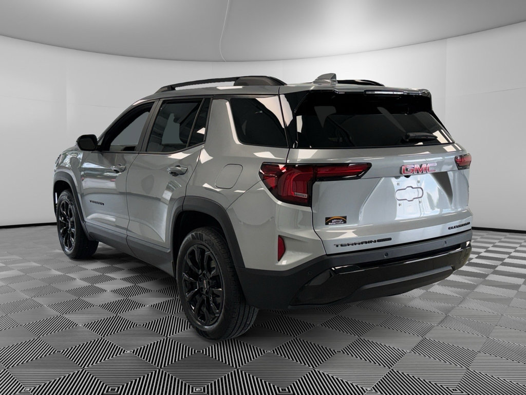 Used 2026 GMC Terrain Elevation w/ Elevation Premium Package AWD/4WD image 6