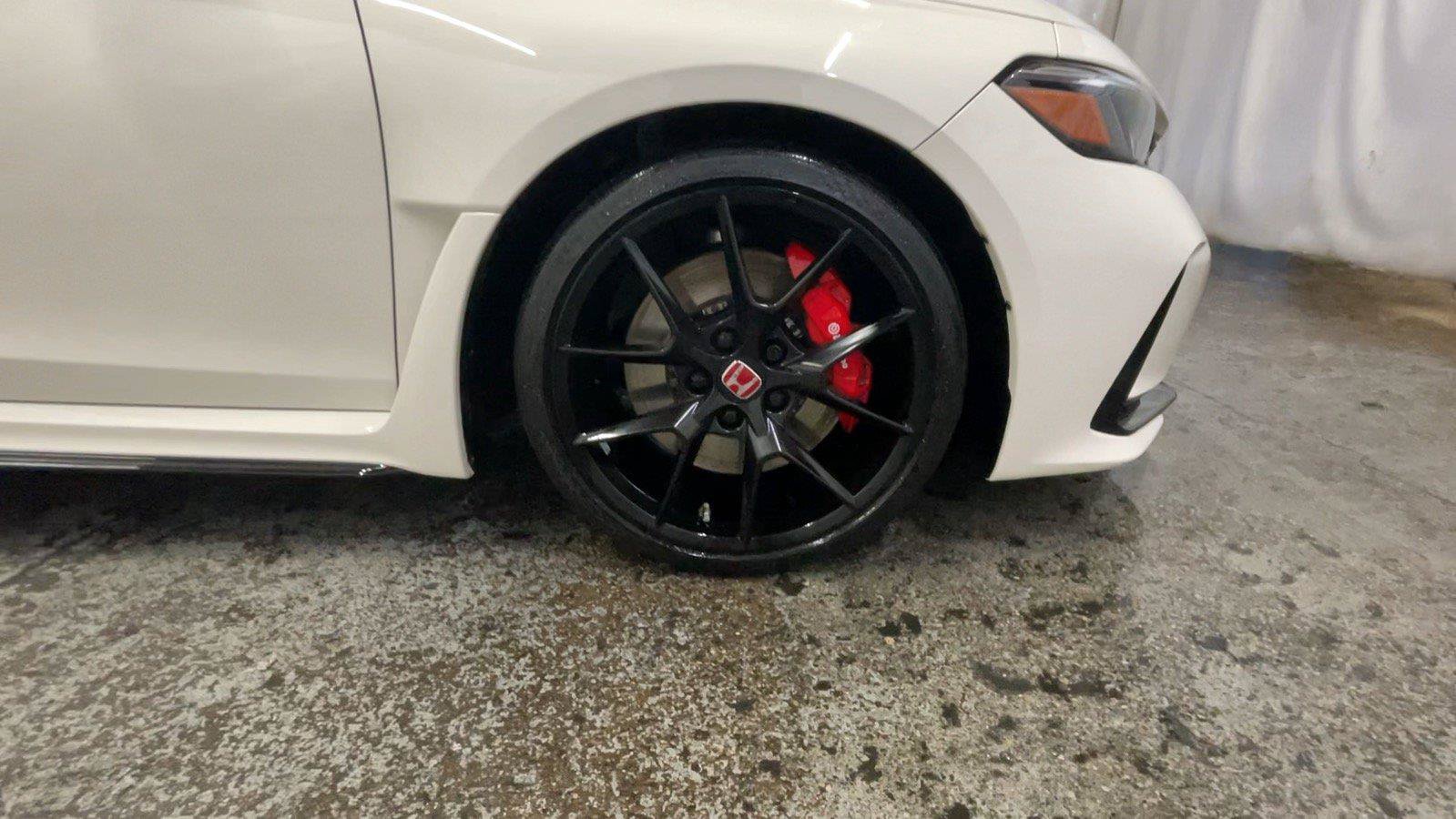 Used 2025 Honda Civic Type R image 19