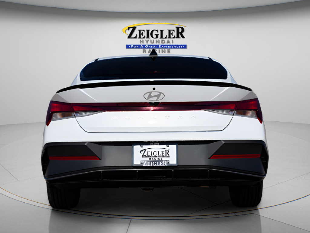 New 2026 Hyundai Elantra SEL Sport FWD image 6