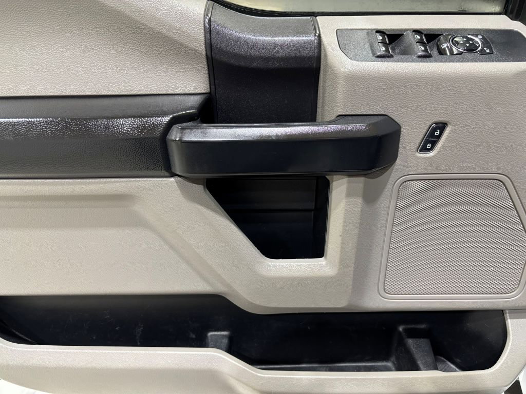 Used 2017 Ford F350 XL image 16
