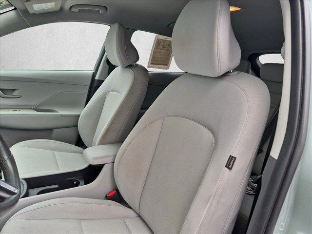 Used 2025 Hyundai Kona SEL FWD image 15