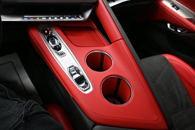 Used 2026 Chevrolet Corvette Stingray Preferred Conv RWD image 11