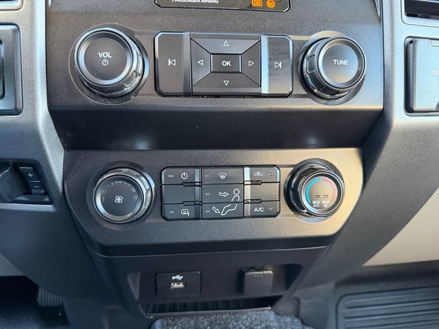 Used 2019 Ford F550 4x4 SuperCab Super Duty image 22