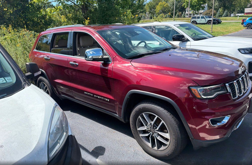 Used 2019 Jeep Grand Cherokee Limited w/ Luxury Group II AWD/4WD image 4
