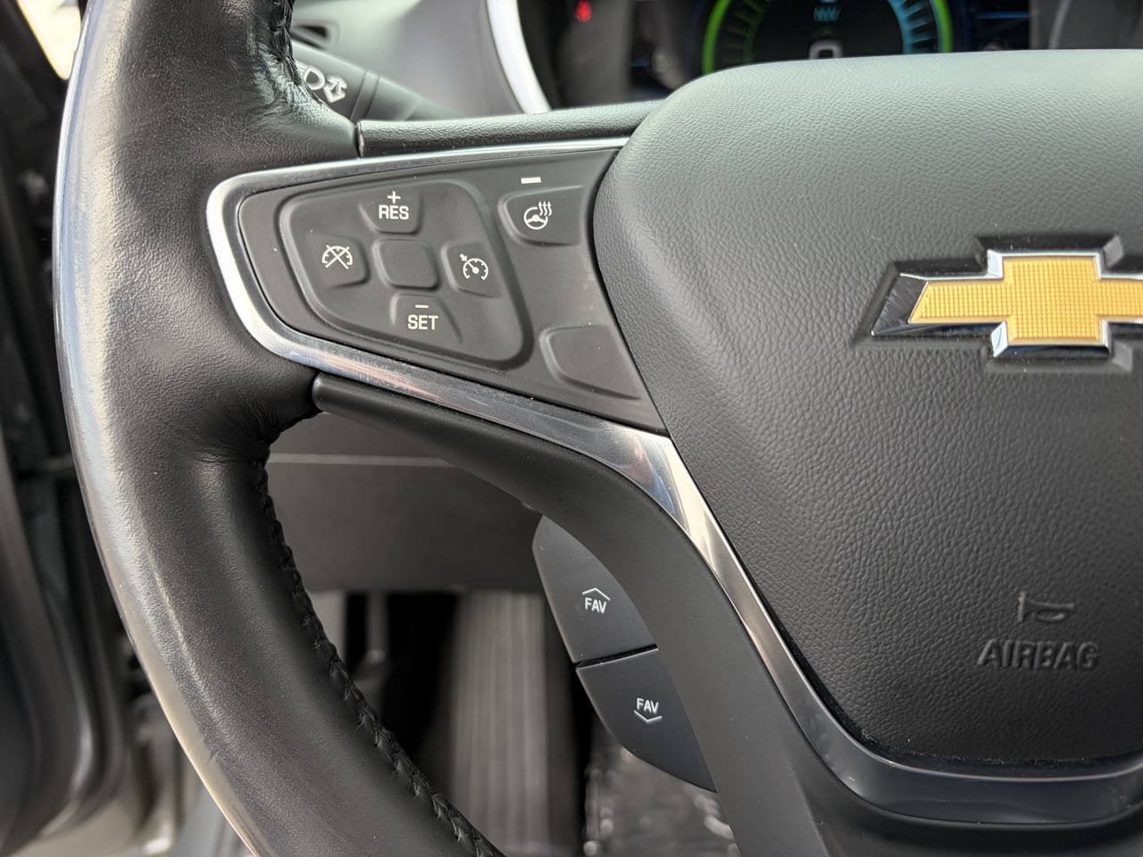 Used 2018 Chevrolet Volt LT w/ LT Driver Confidence Package FWD image 20