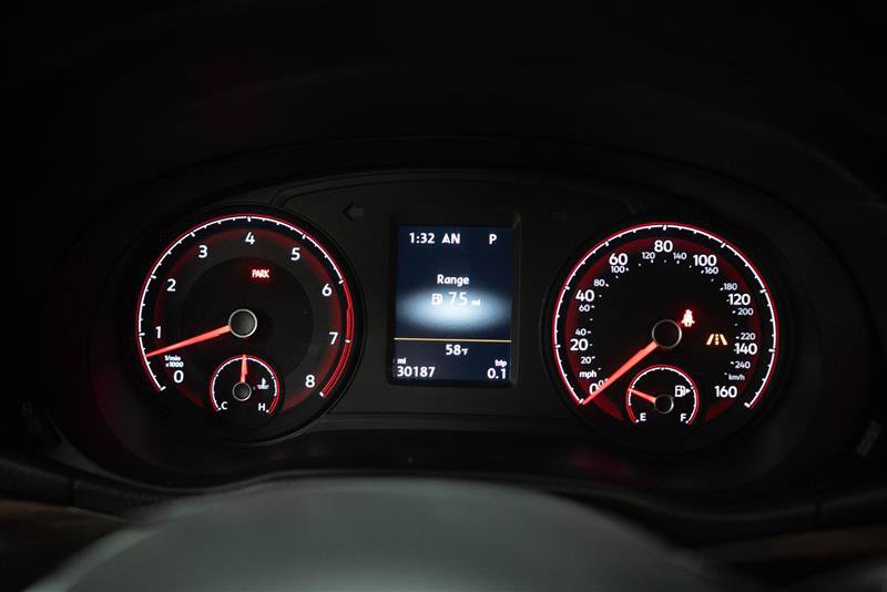 Used 2020 Volkswagen Passat 2.0T SEL image 19