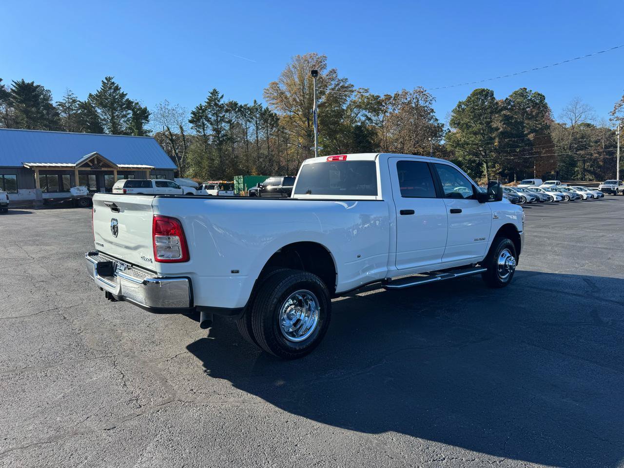 Used 2024 RAM 3500 Big Horn AWD/4WD image 6