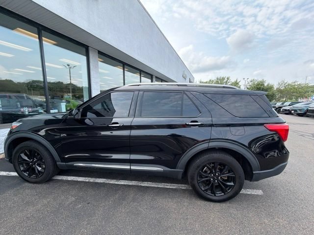 Used 2021 Ford Explorer Limited w/ Equipment Group 301A AWD/4WD image 7