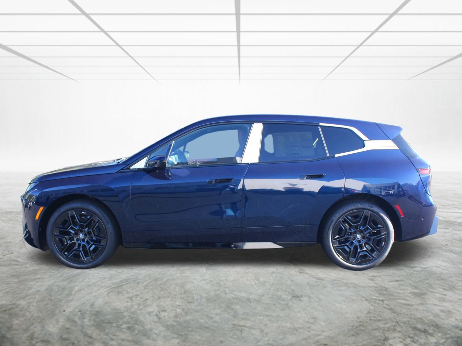 New 2026 BMW iX xDrive60 w/ M Sport Package image 4