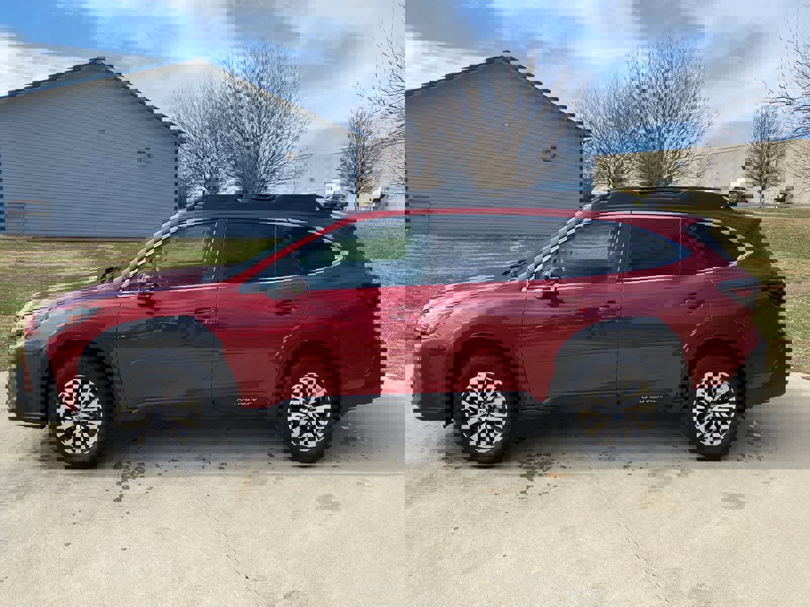 Certified 2025 Subaru Outback Premium image 3