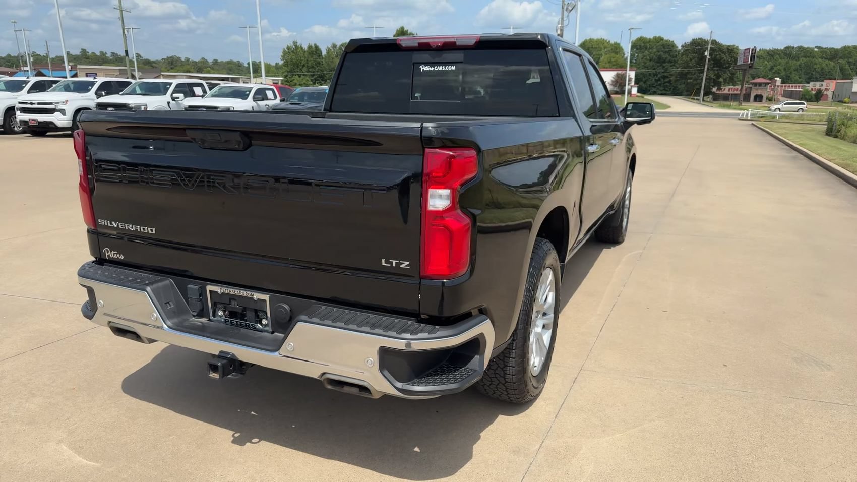 Used 2025 Chevrolet Silverado 1500 LTZ w/ Technology Package AWD/4WD image 7