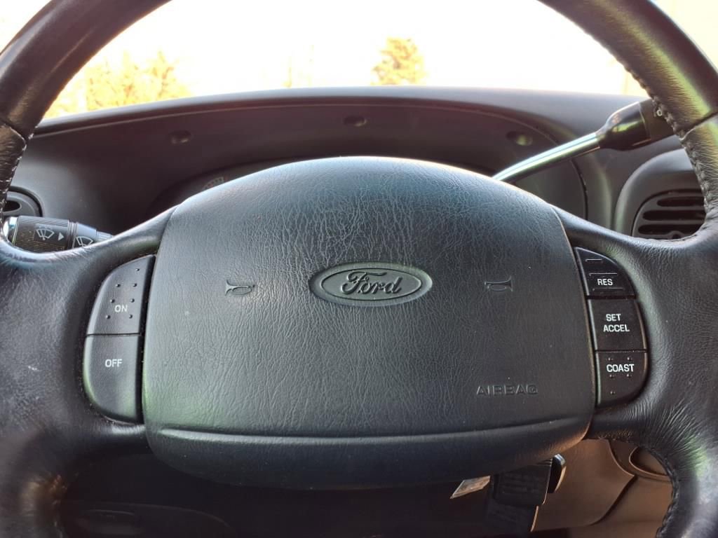 Used 2000 Ford F150 2WD SuperCab image 21