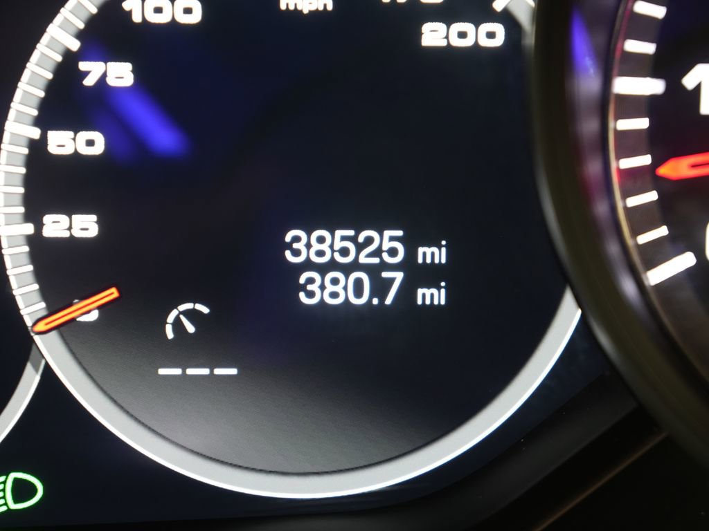 Certified 2023 Porsche Cayenne Turbo w/ Premium Package Plus (PI3) AWD/4WD image 26