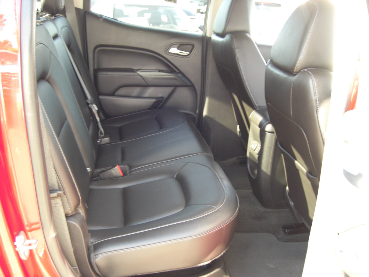 Used 2018 GMC Canyon SLT w/ Driver Alert Package image 18