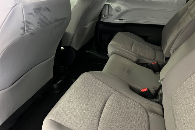New 2026 Toyota Sienna LE FWD image 13
