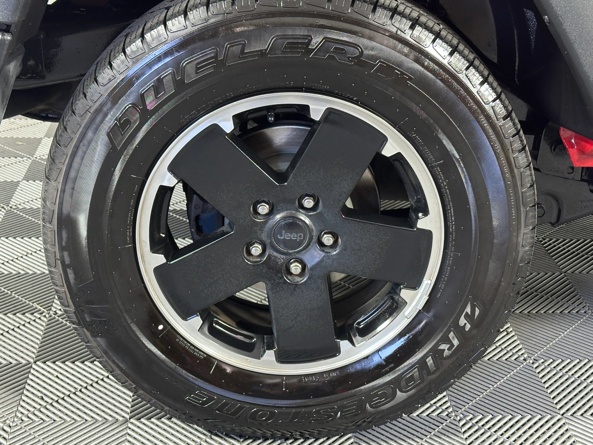 Used 2013 Jeep Wrangler Sport w/ Connectivity Group AWD/4WD image 15