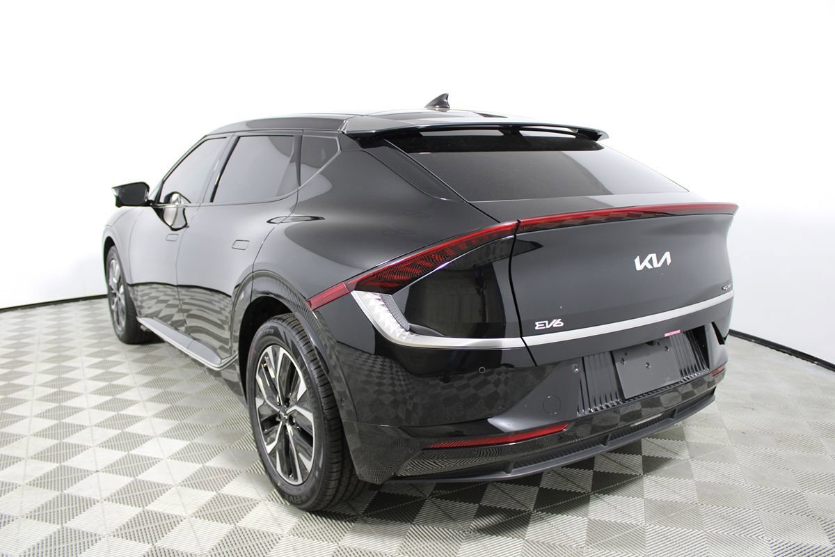 Used 2024 Kia EV6 Wind w/ Wind Technology Package RWD image 32