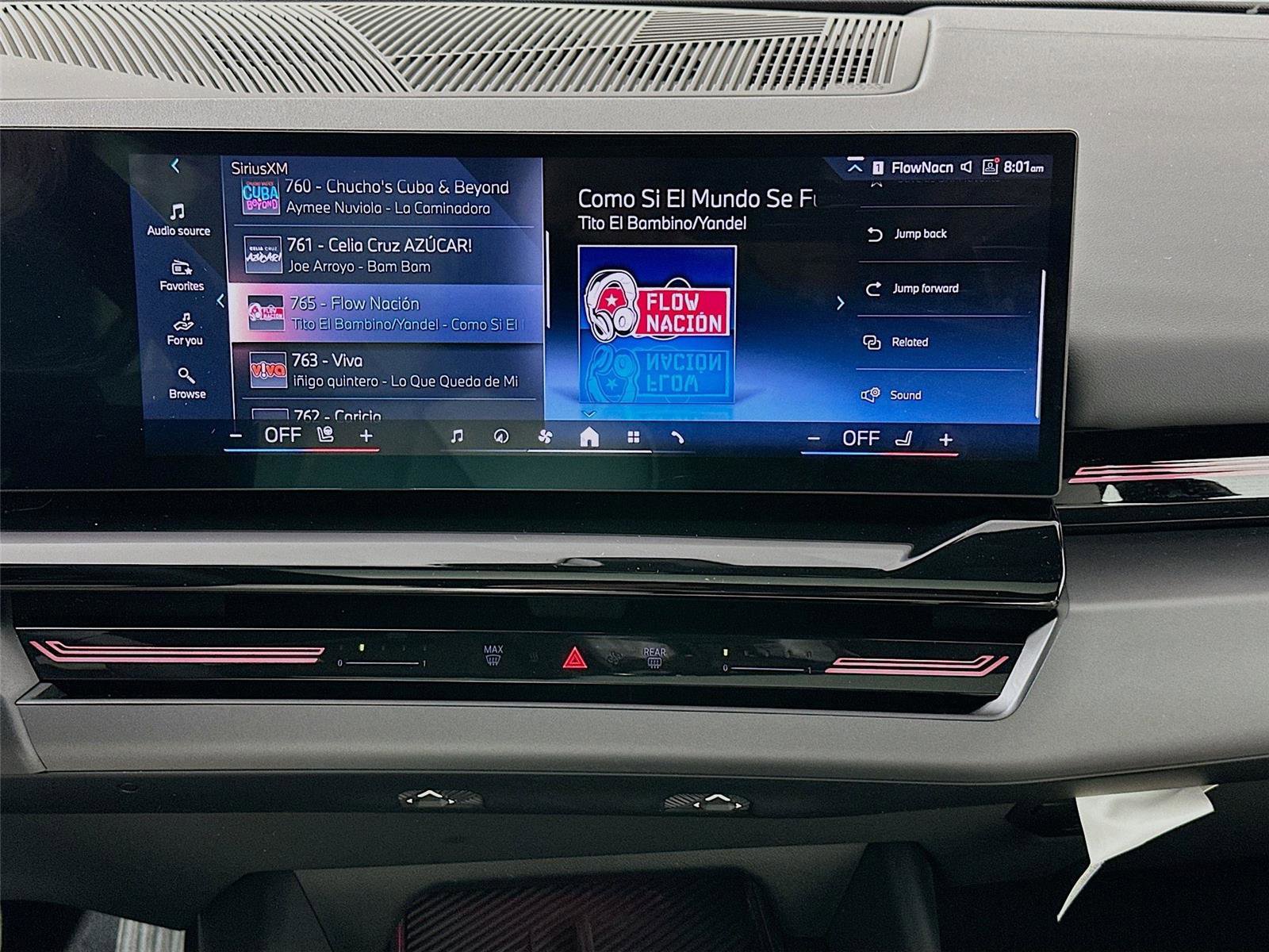 Used 2025 BMW 530i xDrive w/ Premium Package image 15