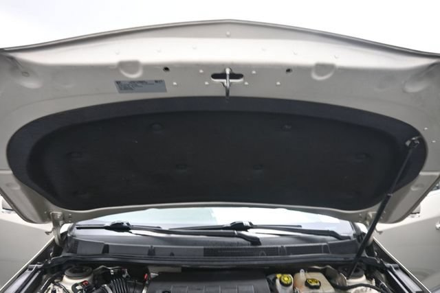 Used 2016 Buick LaCrosse Leather FWD image 19