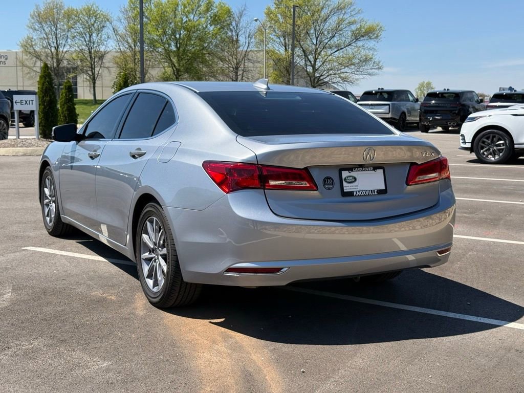 Used 2018 Acura TLX image 9