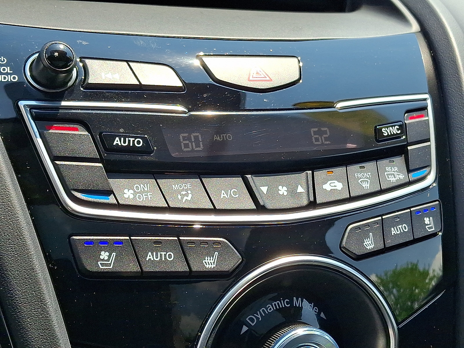 Used 2020 Acura RDX AWD w/ Advance Package image 16