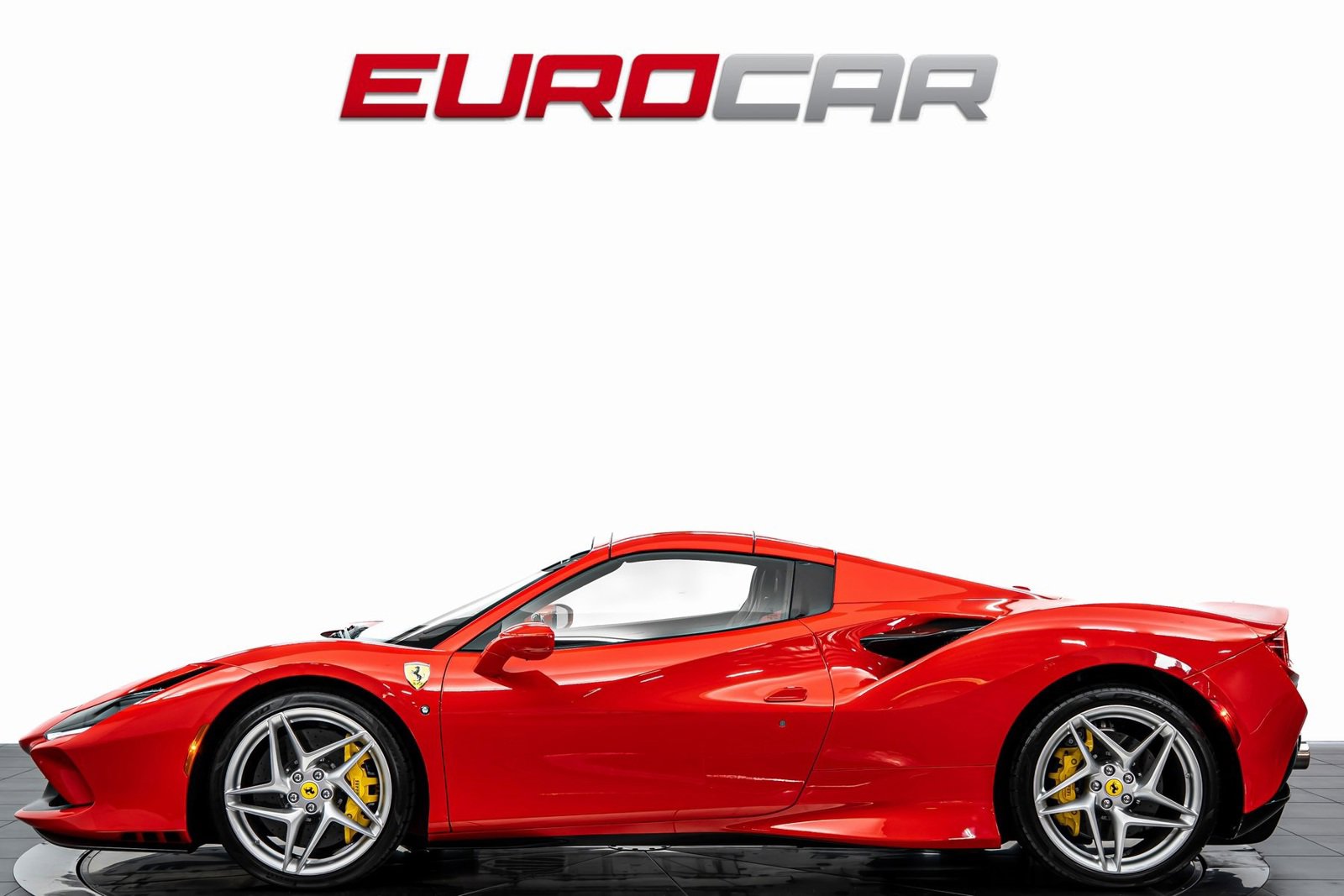 Used 2022 Ferrari F8 Tributo image 3