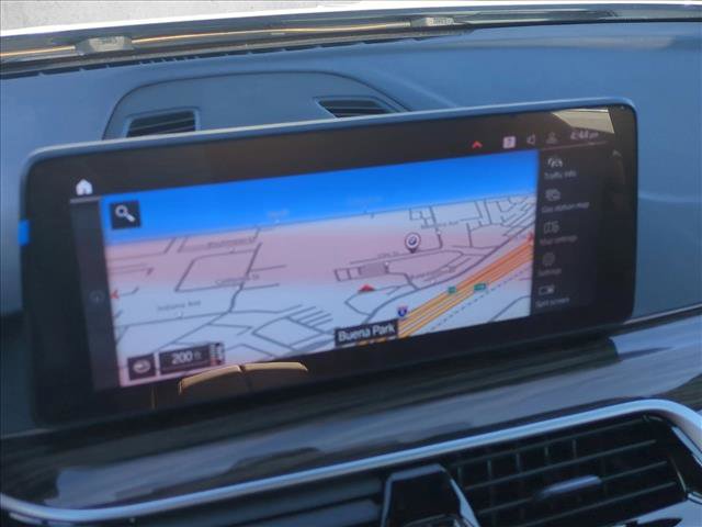 Used 2023 BMW 540i w/ Premium Package image 13