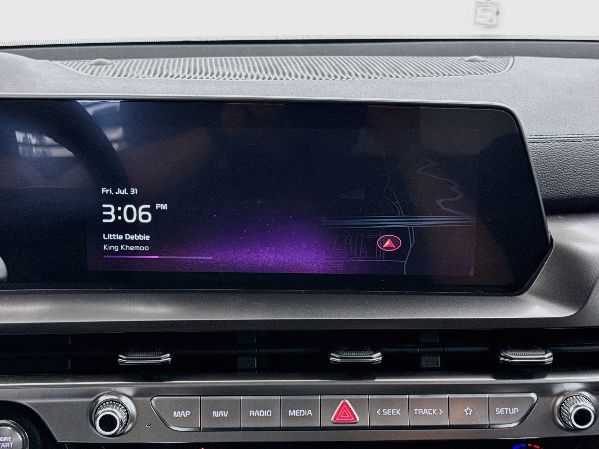Used 2025 Kia Telluride S FWD image 19