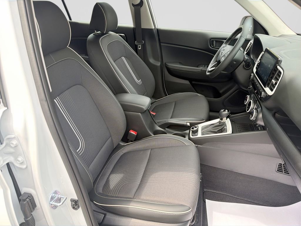 Certified 2026 Hyundai Venue SEL FWD image 27