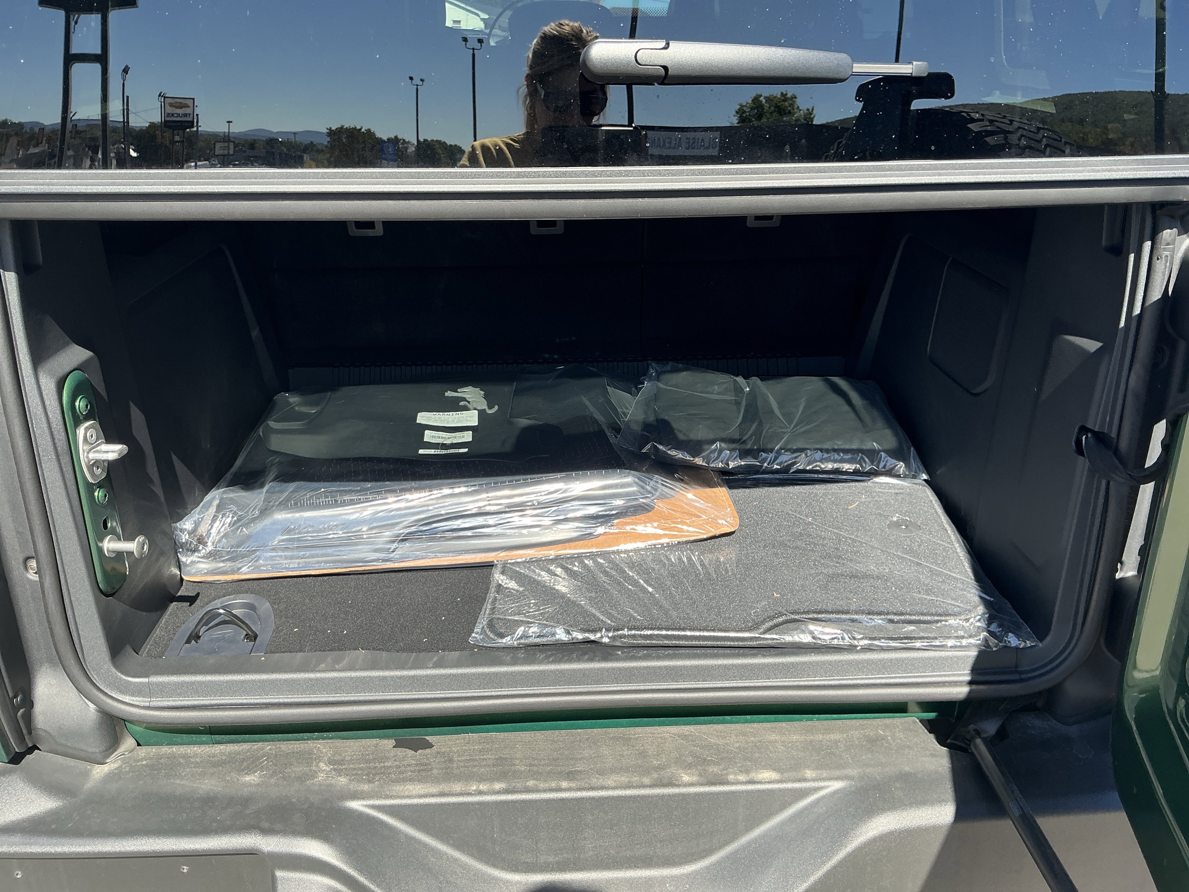 Used 2024 Ford Bronco Wildtrak image 5