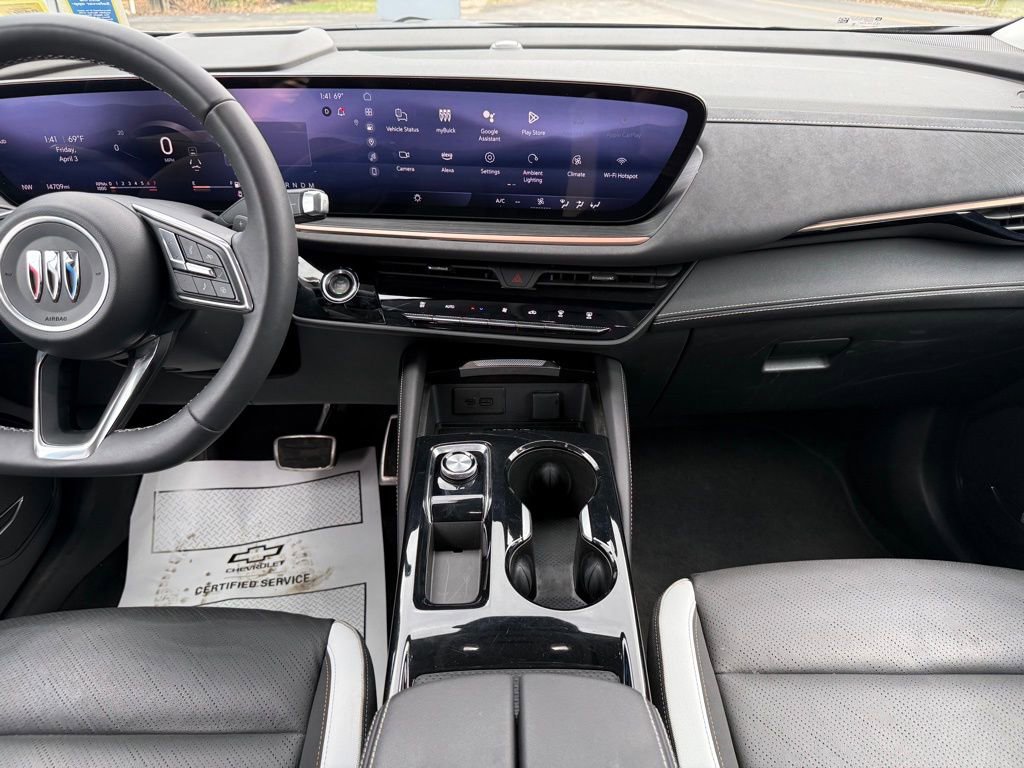 Used 2025 Buick Envision Sport Touring image 11