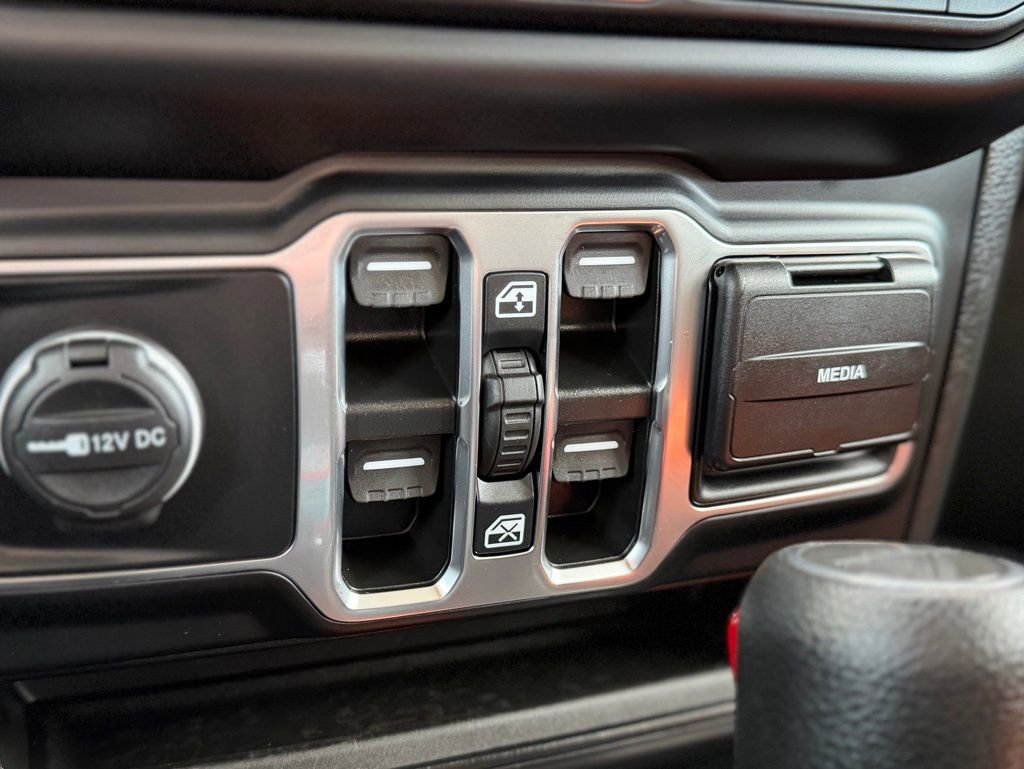 Used 2021 Jeep Wrangler Unlimited Sport w/ Sun And Sound Package image 9