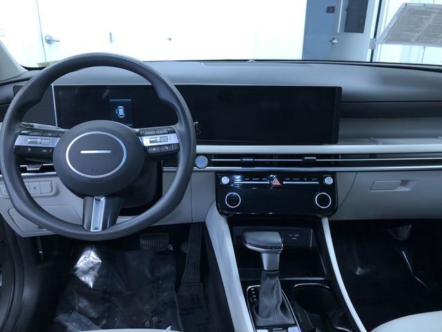 Used 2025 Hyundai Tucson SEL image 17