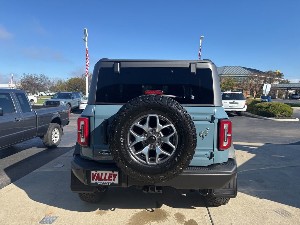 Certified 2023 Ford Bronco Badlands image 9