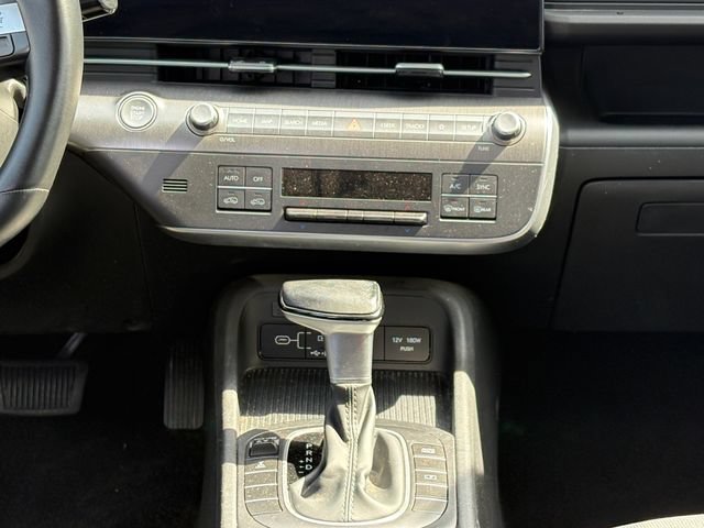 Used 2025 Hyundai Kona SEL AWD/4WD image 11