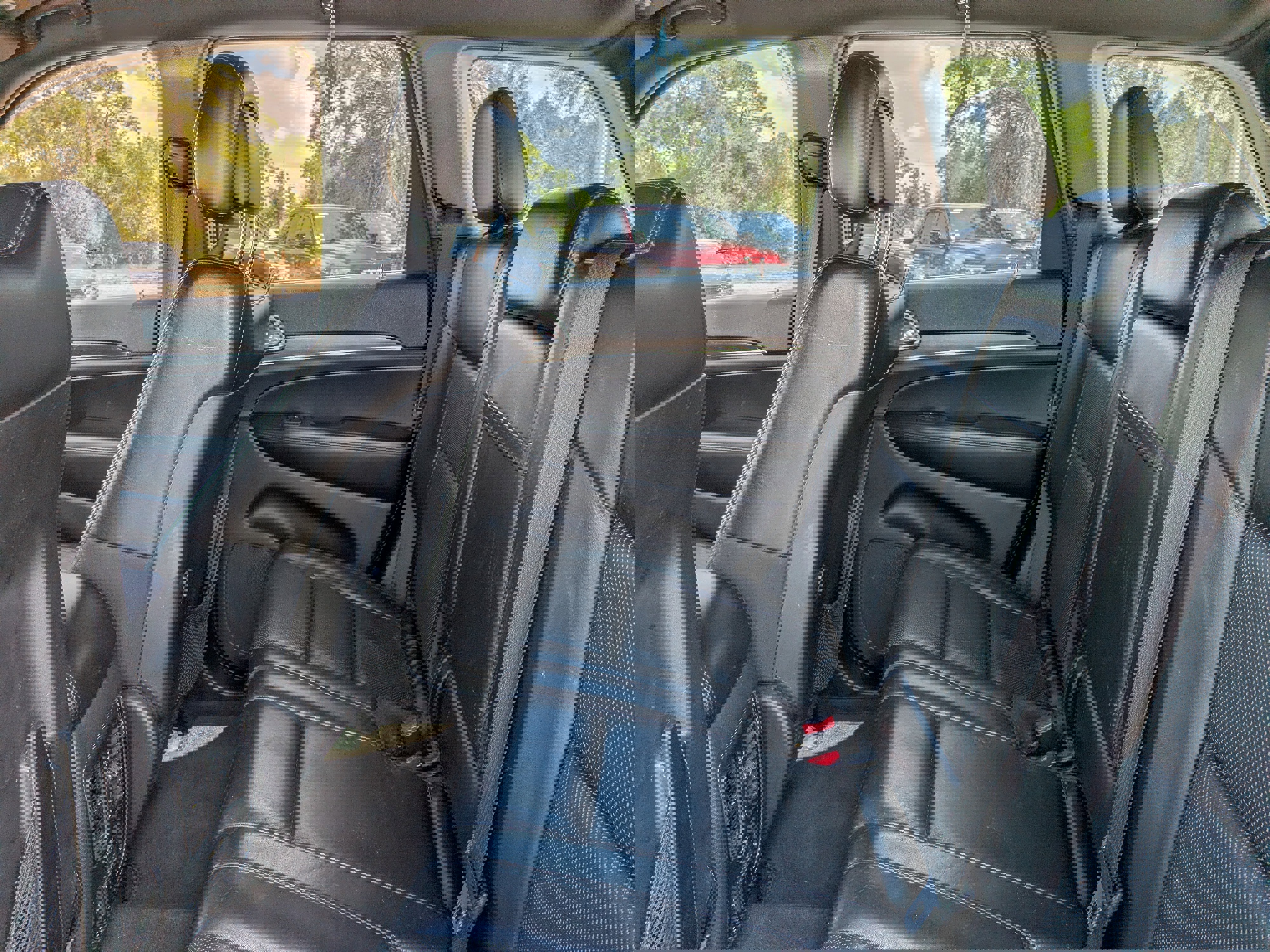 Used 2018 Jeep Grand Cherokee Limited w/ Luxury Group II image 14