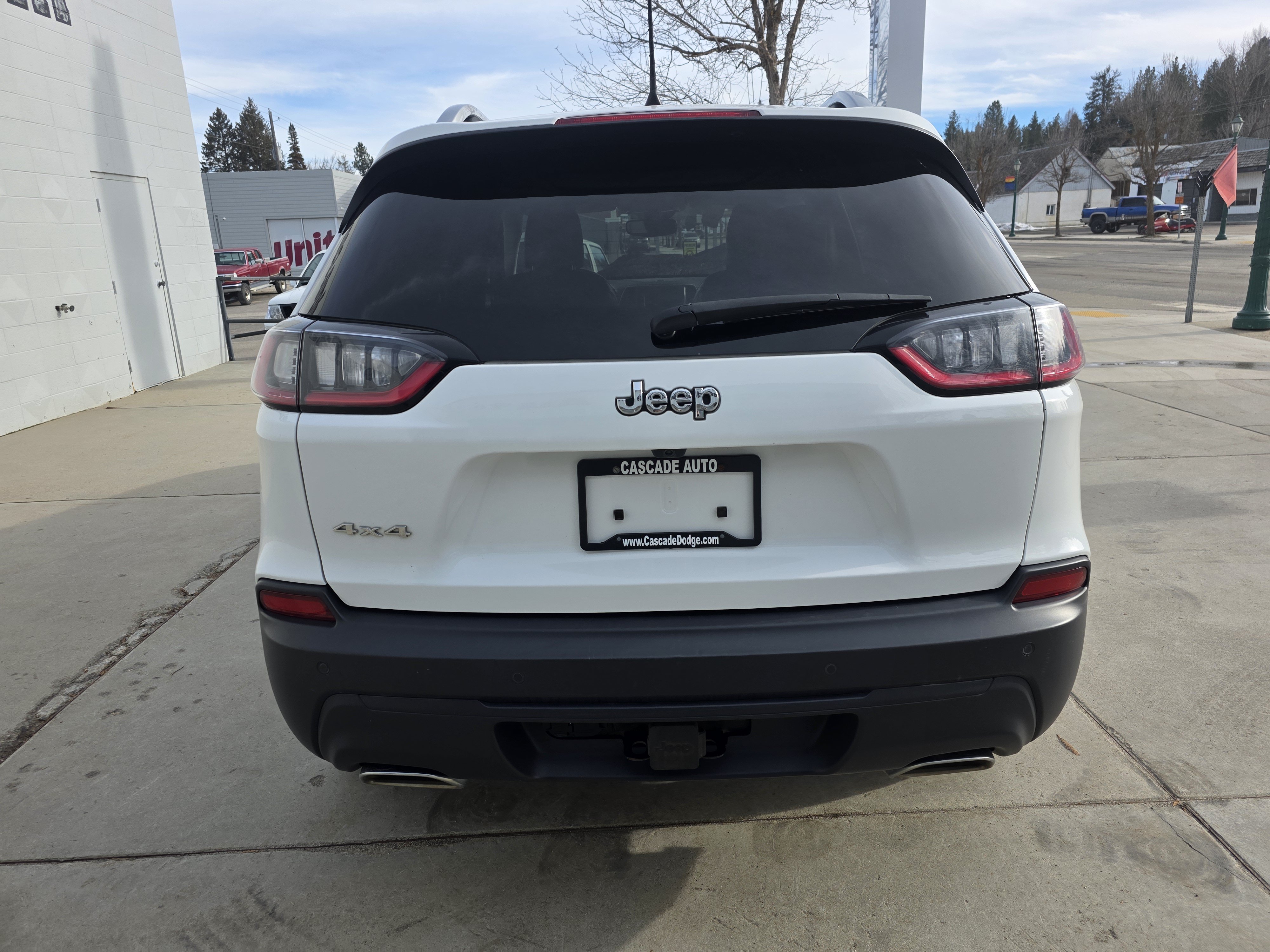 Used 2020 Jeep Cherokee Latitude Lux w/ Comfort/Convenience Group AWD/4WD image 5