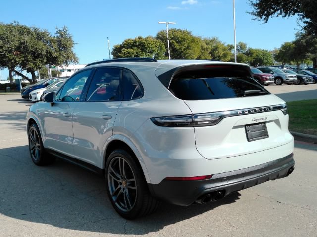 Used 2022 Porsche Cayenne S Platinum AWD/4WD image 13