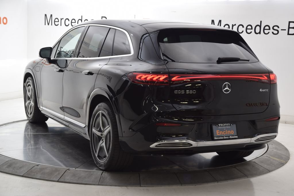 Used 2023 Mercedes-Benz EQS 580 4MATIC SUV image 4