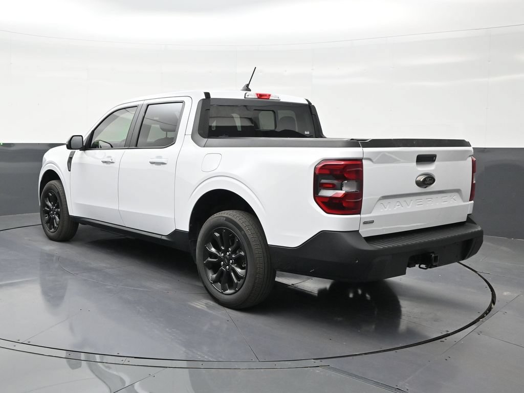 Used 2024 Ford Maverick Lariat w/ Black Appearance Package FWD image 3