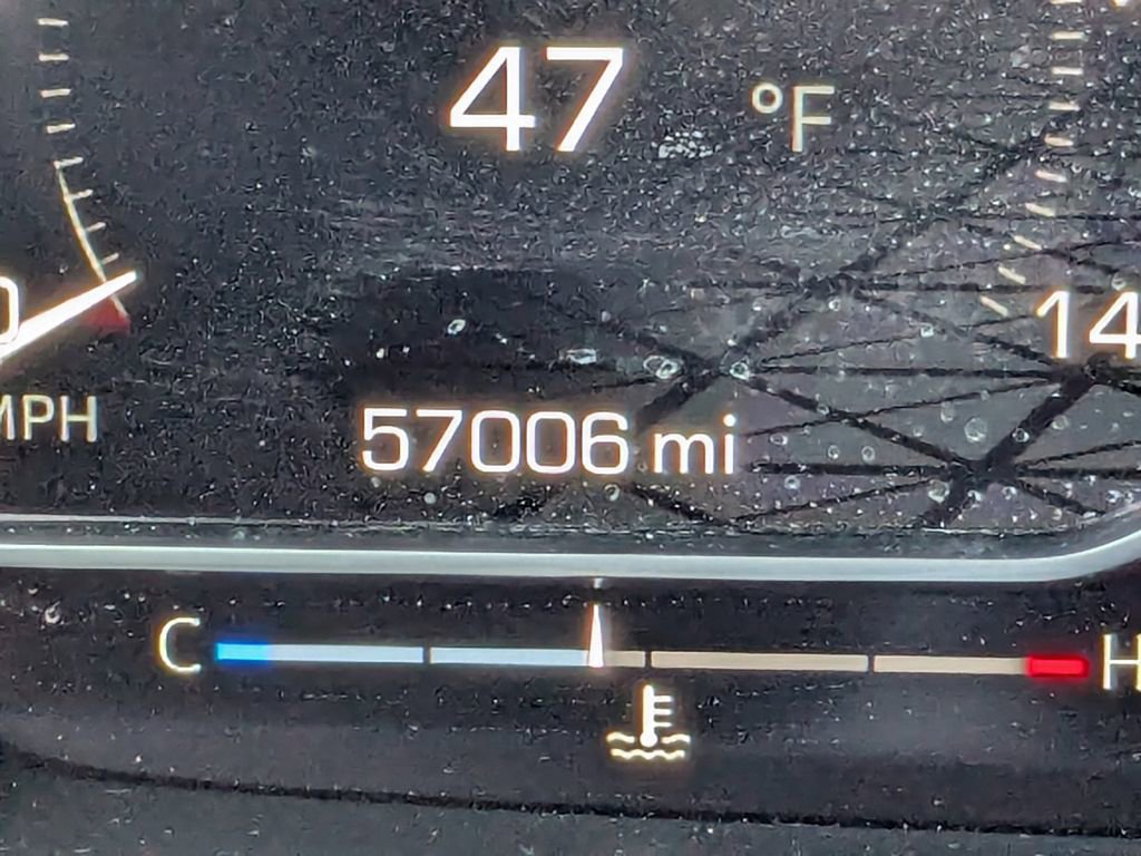 Used 2024 GMC Yukon XL SLT image 30