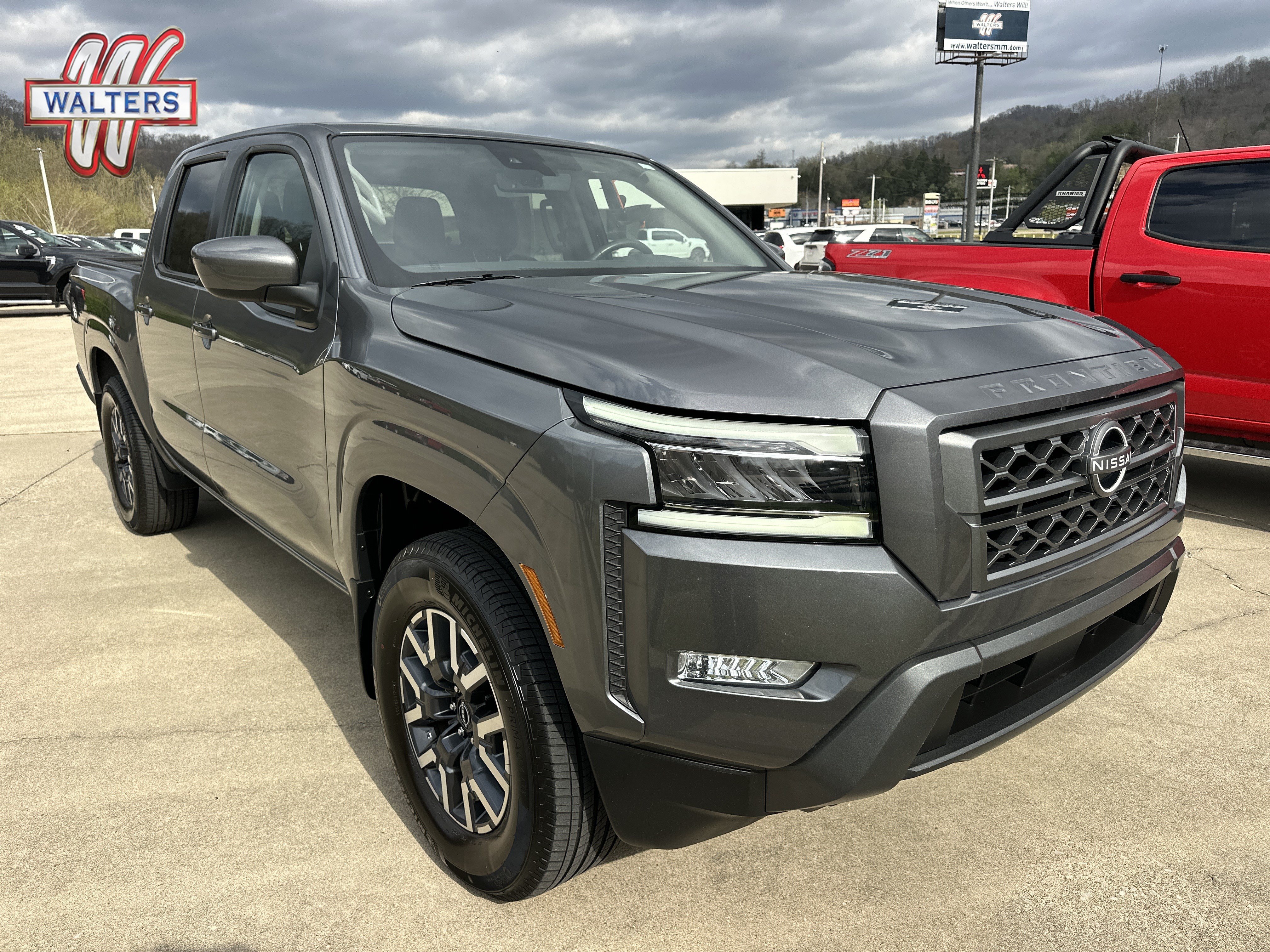 Used 2024 Nissan Frontier SL w/ Technology Package