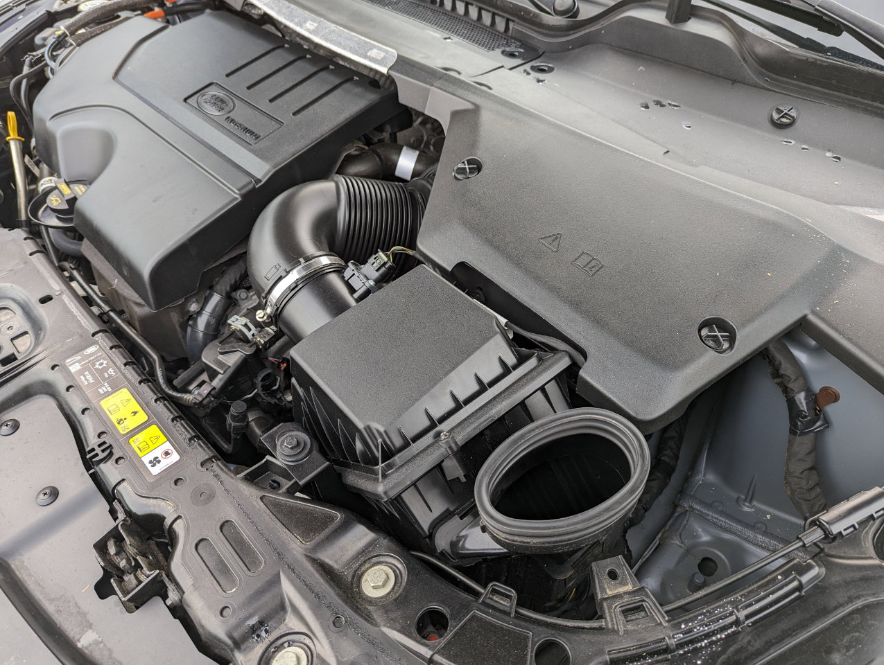 Used 2022 Land Rover Range Rover Evoque R-Dynamic S image 54