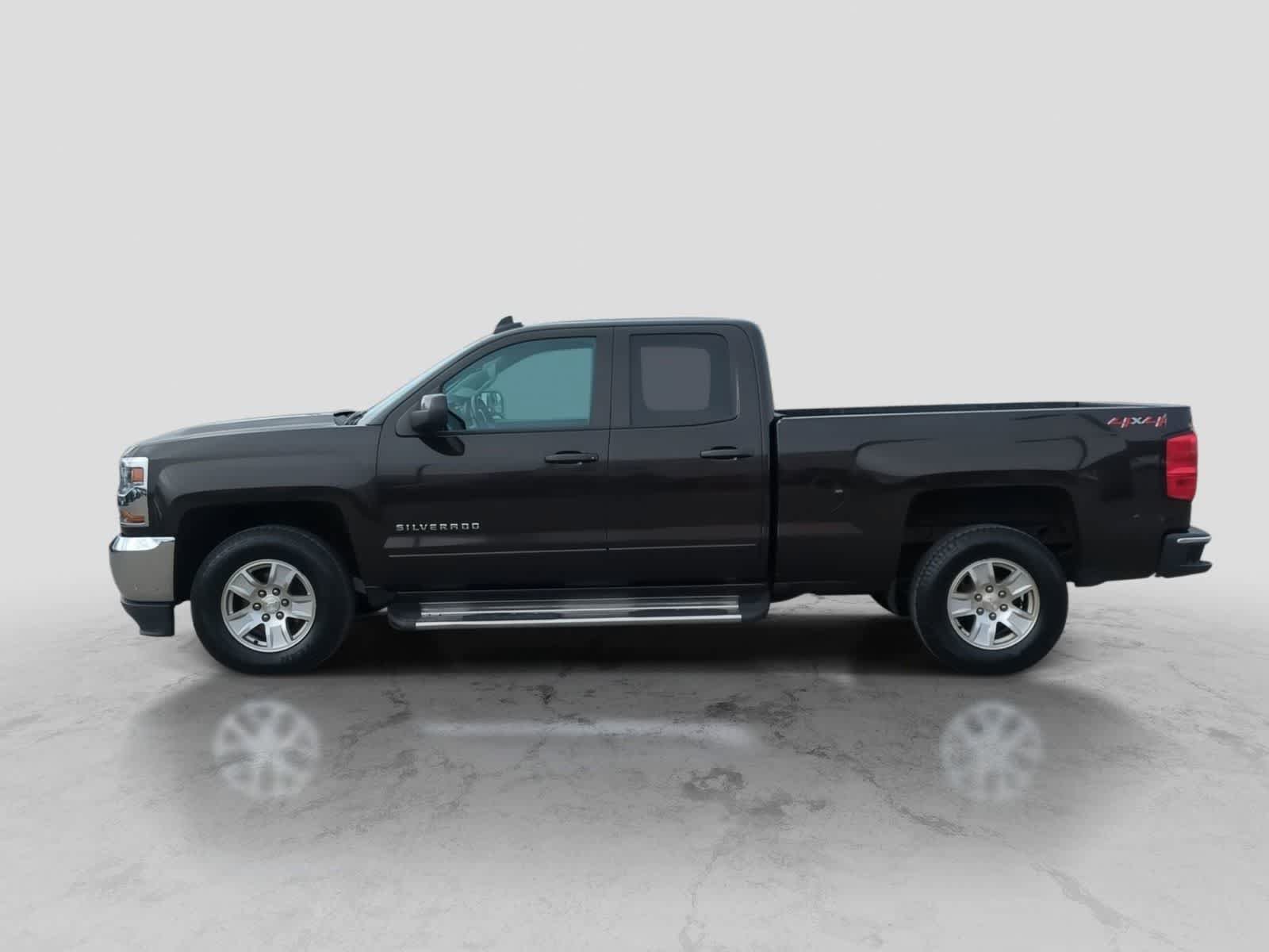 Used 2018 Chevrolet Silverado 1500 LT AWD/4WD image 5