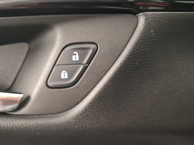 Used 2024 Chevrolet TrailBlazer RS w/ Convenience Package FWD image 14