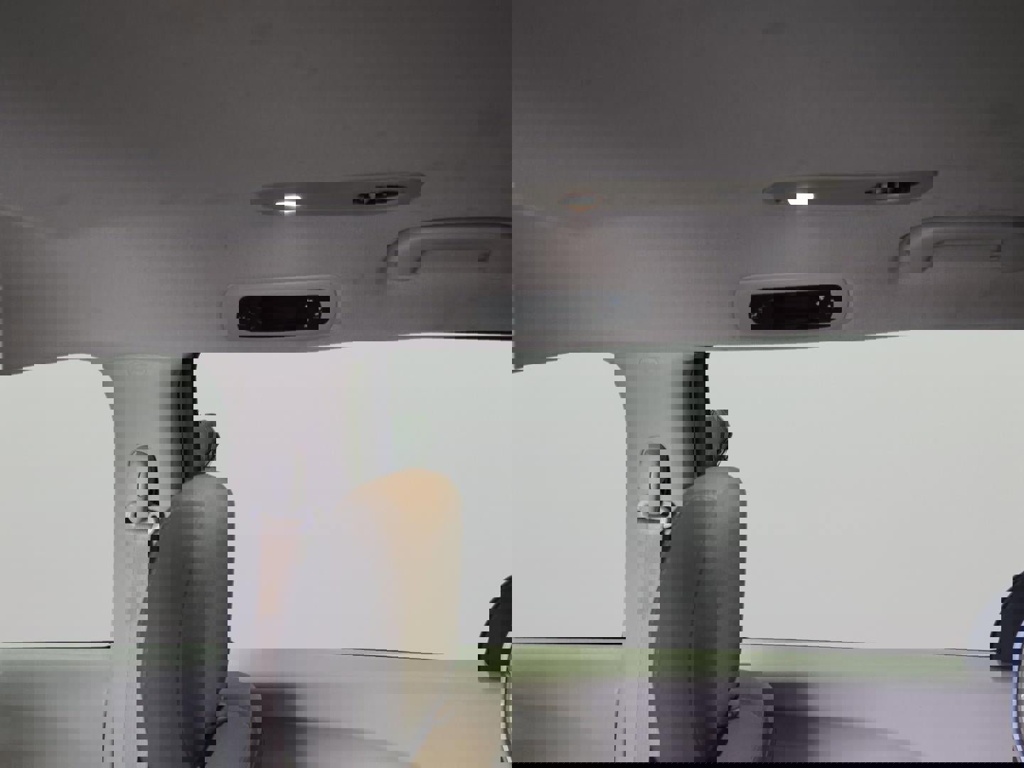 Used 2017 Chrysler Pacifica Touring image 18